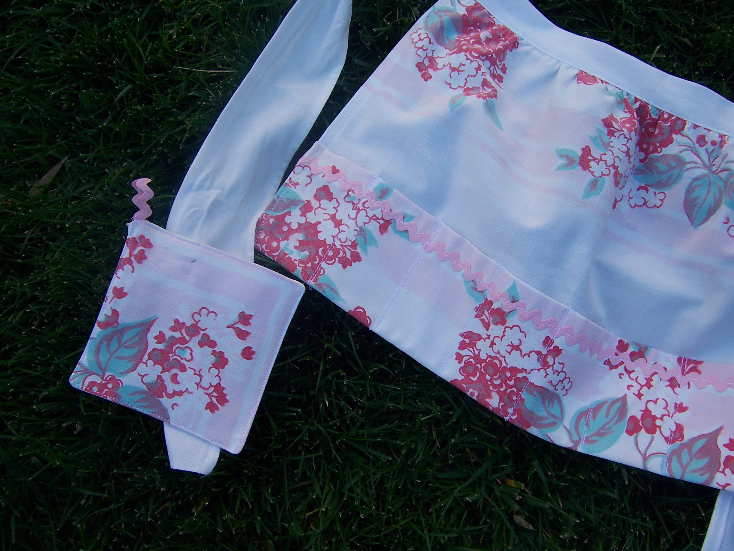 pink floral half apron